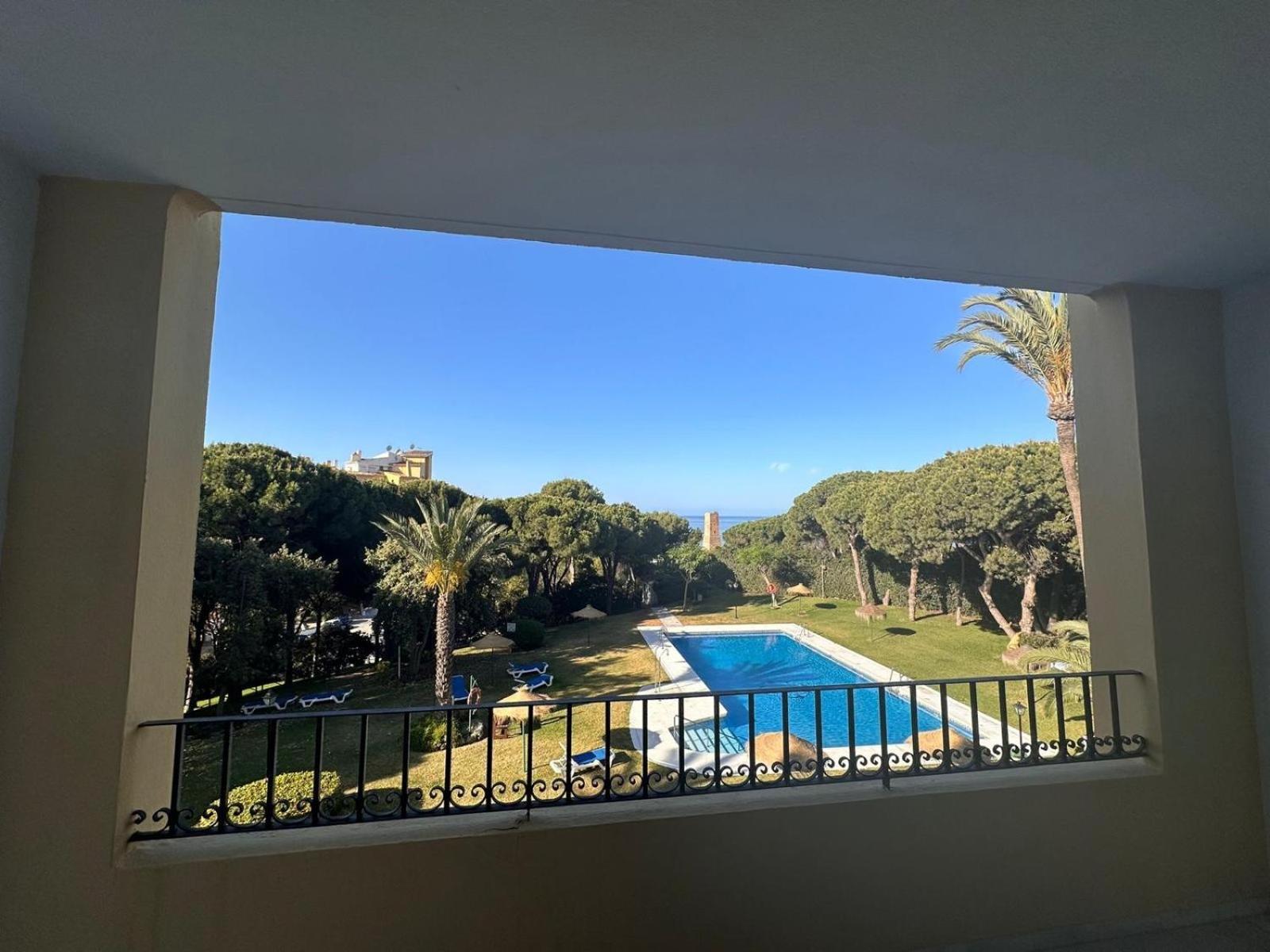 Apartmán Cabopino N Marbella Exteriér fotografie
