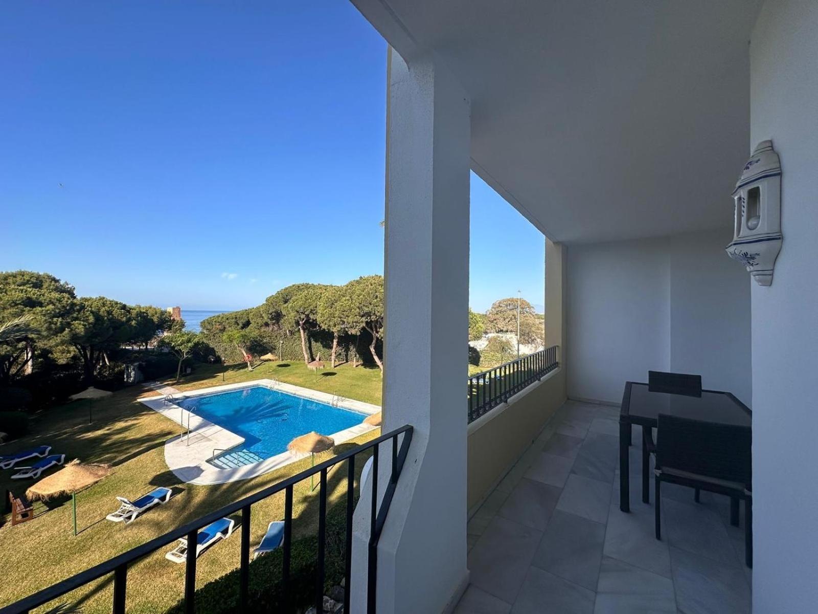 Apartmán Cabopino N Marbella Exteriér fotografie